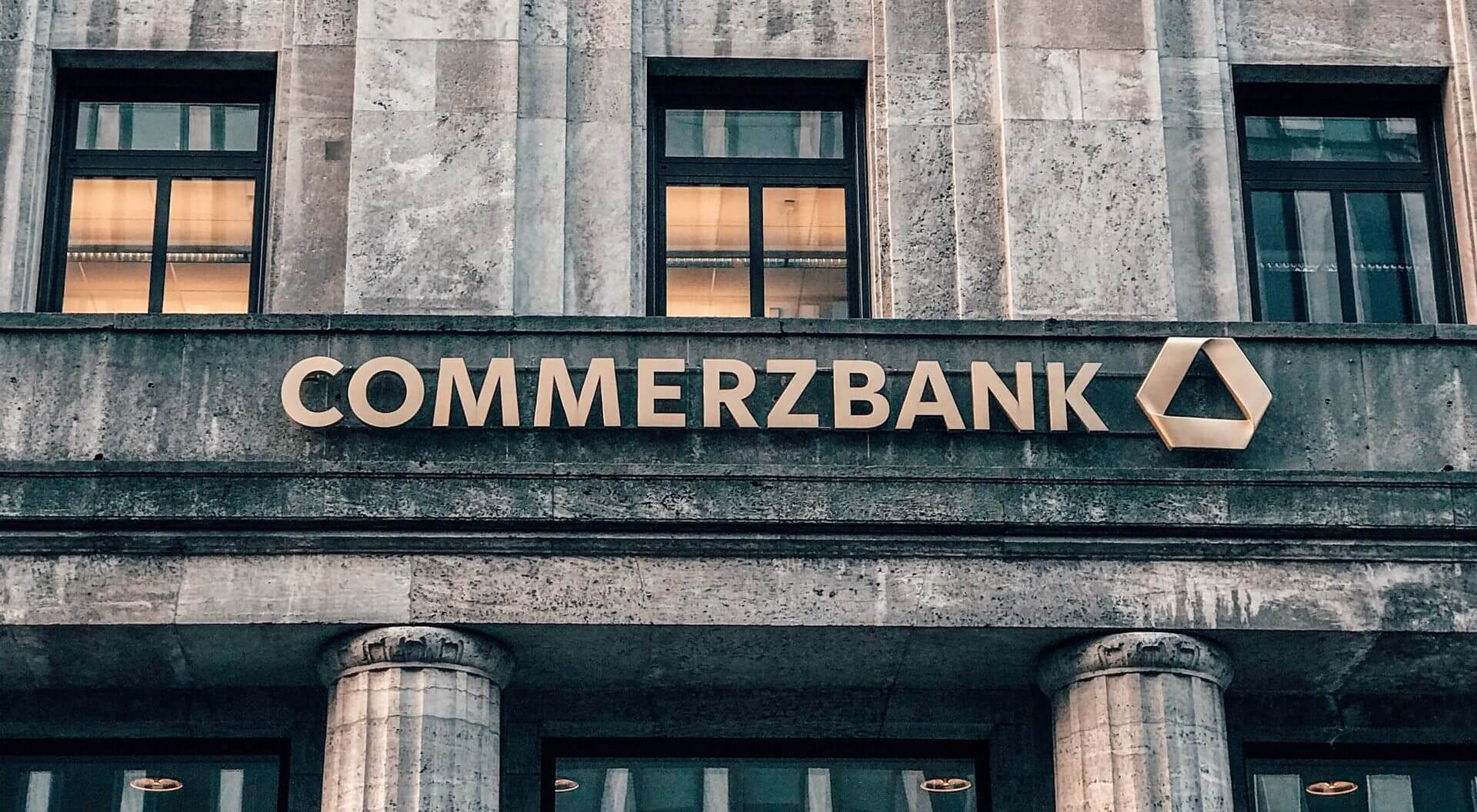 Dauer einer Bareinzahlung  ber Automat bei der Commerzbank  